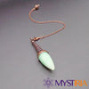 Vue latérale du pendule divinatoire aventurine verte - chaîne laiton