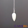 Pendule de radiesthésie suspendu en Cristal de Roche naturel – outil spirituel purifiant