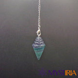 Fluorite suspendue en forme stupa – Radiesthésie et méditation Mystiria
