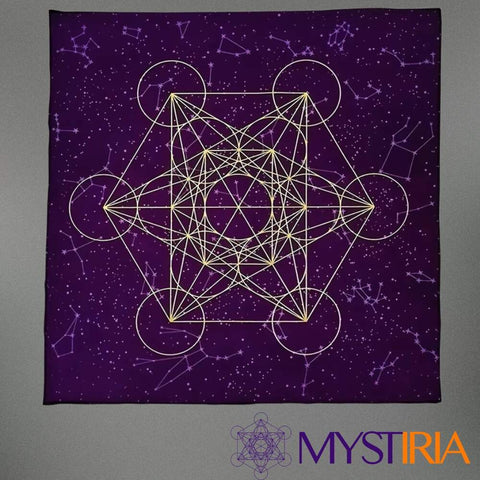 Tapis de Tarot Métatron, support divinatoire pour amplifier l’énergie et optimiser la précision des tirages grâce à la géométrie sacrée.